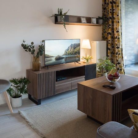 Apartament Sloneczny Kamienica Grochow With Free Parking Warsawa Bagian luar foto